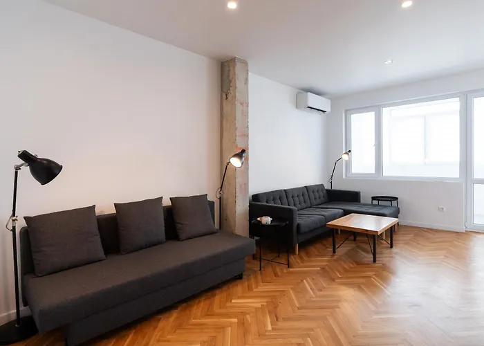 Soho White 2bdr By Rv *