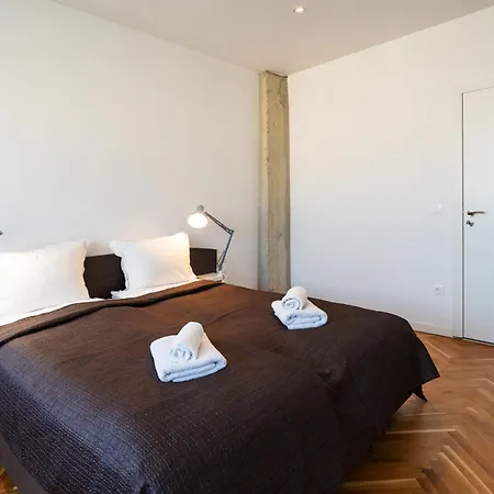 Soho White 2bdr By Rv *